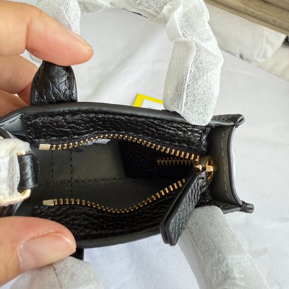 MARC JACOBS The Nano Tote Bag Charm 2F3SCP005S07 BLACK - Picture 5 of 8